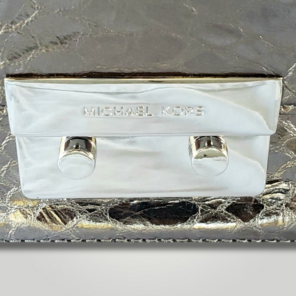 Michael Kors Sloan Silver Python embossed Leather Crossbody Purse - Picture 2 of 11